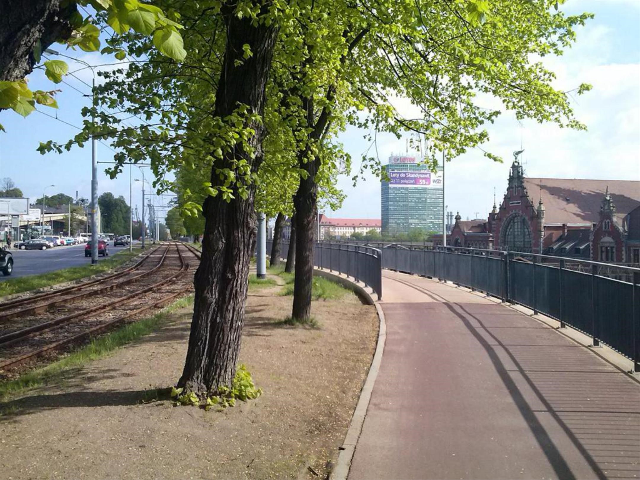 Budowa drogi rowerowej wzdłuż ul. 3-go Maja od ul. Kolejowej do ul. Biskupiej. 