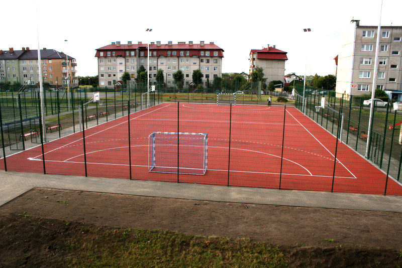Przebudowa boisk szkolnych wraz z zagospodarowaniem terenu w Zespole Kształcenia Podstawowego i Gimnazjalnego nr 6 przy ul. Hoena 6