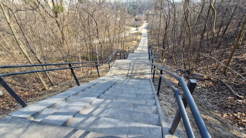  Bezpieczniej przy gdańskich szkołach 